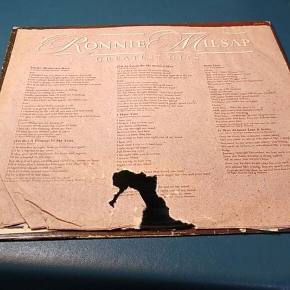 Ronnie Milsap Greatest Hits Vinyl Record - Picture 8 of 12